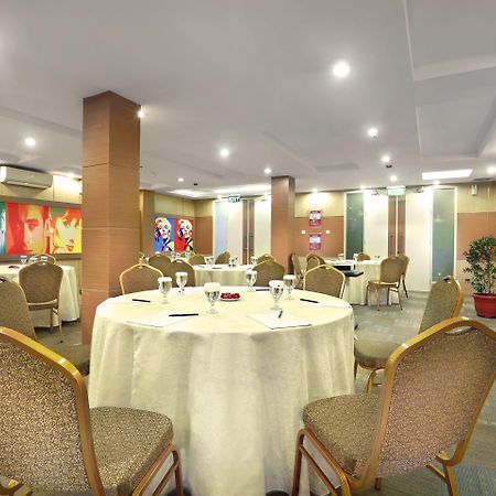 Favehotel Kelapa Gading Jakarta Ngoại thất bức ảnh